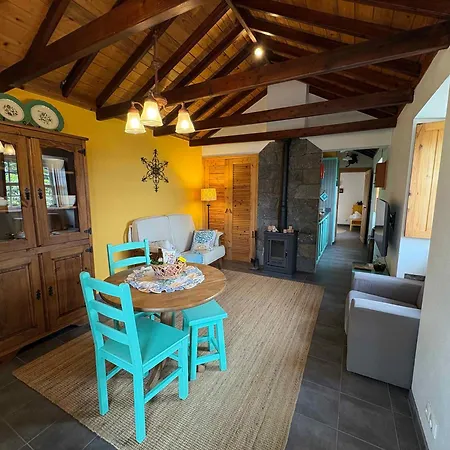 Casa Do Laureano Santo Amaro (Azores)